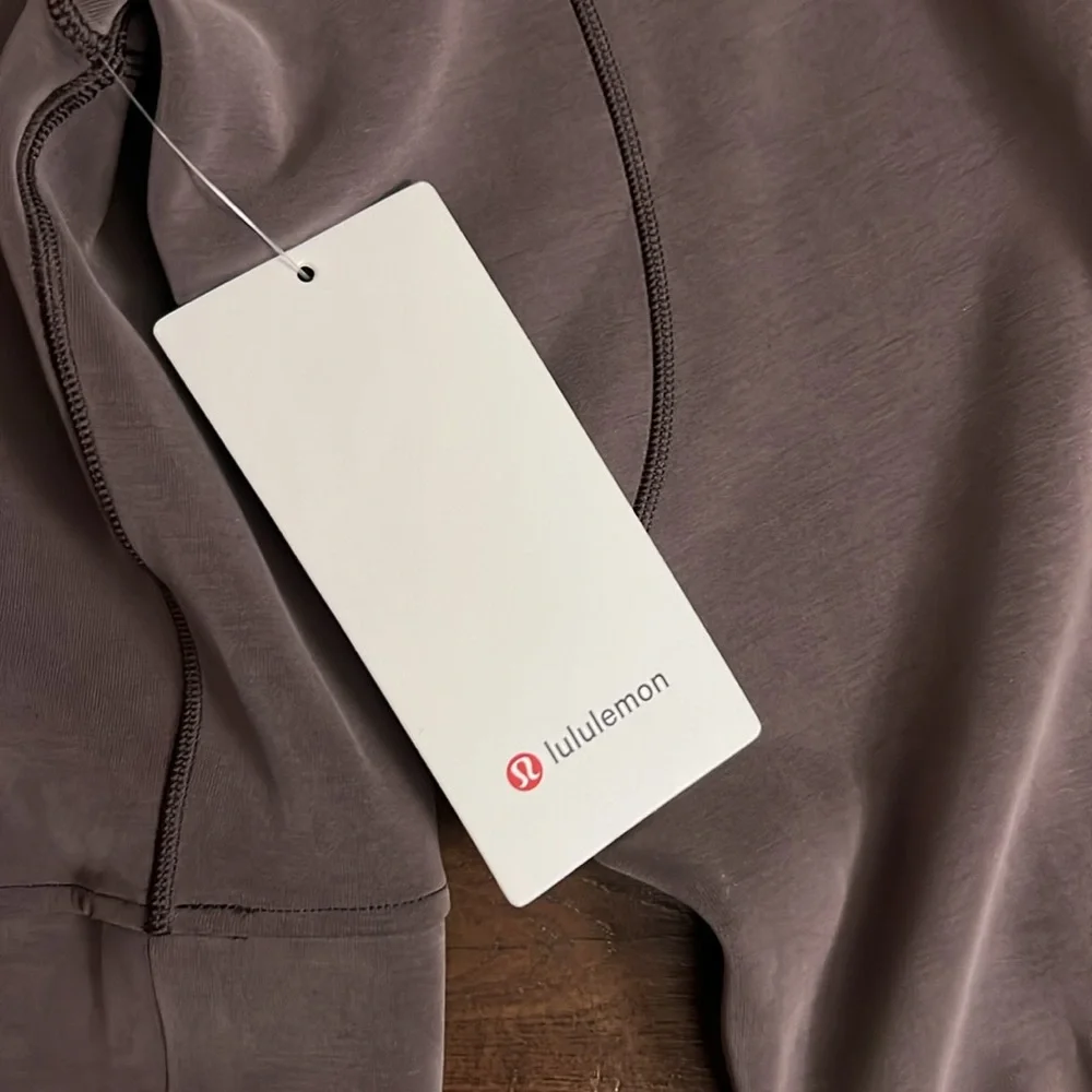 Lululemon Softstreme Hoodie - Picture 4 of 13